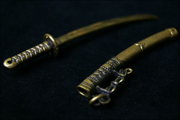 戦国武将シルバーアクセサリー【太刀】