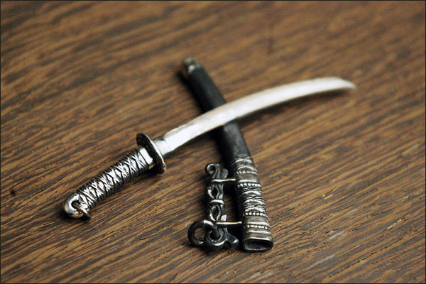 戦国幕末シルバーアクセサリー【太刀】